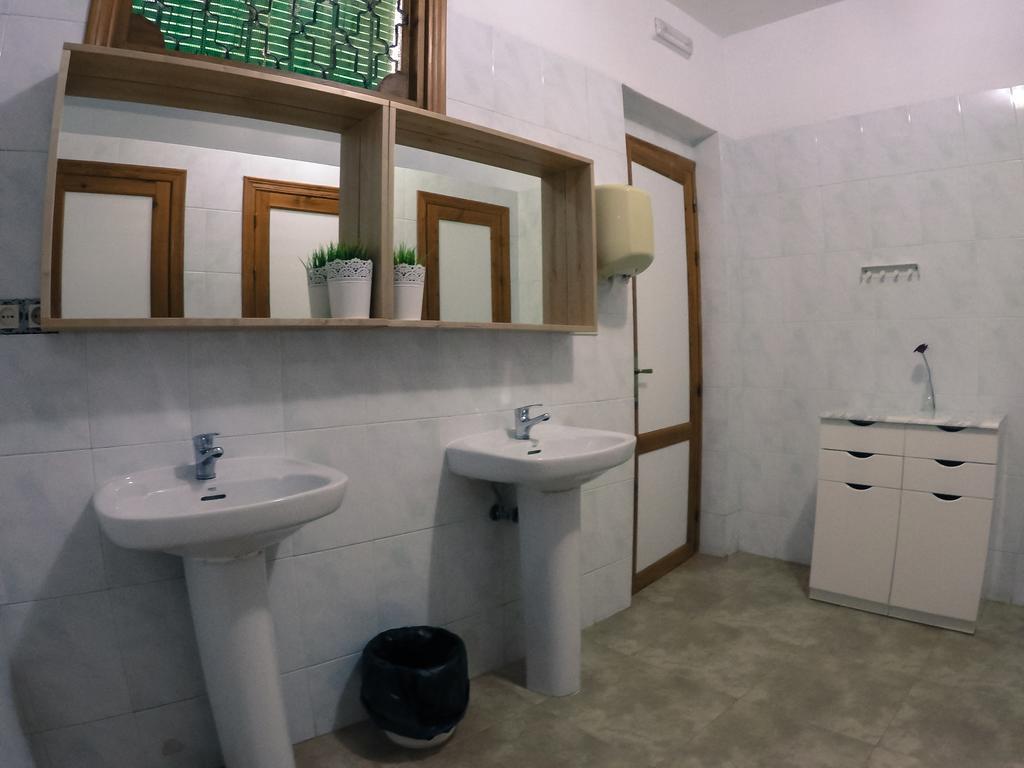 Centro De Ocio Alua Casa Rural Iznajar Lago De Andalucia Экстерьер фото